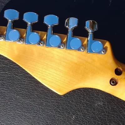 Vintage 1982 Kramer Voyager - Custom Graphic Finish - Floyd Rose image 4