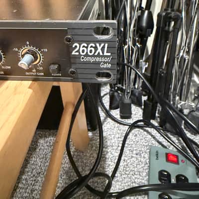 dbx 266XL Compressor image 3