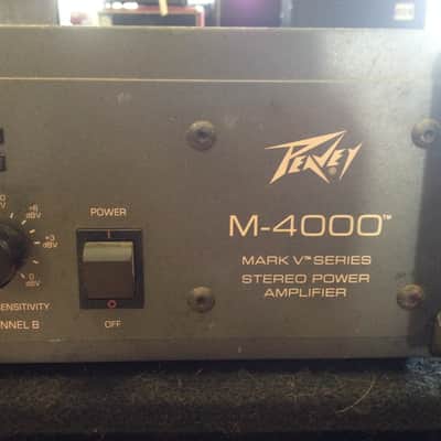 Peavey M-4000 Mark V Series Stereo Power Amp image 2
