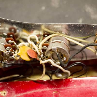 1984 Fender Fullerton Reissue 1962 Jazz Bass Factory Candy Apple Red over Three Tone Burst image 14