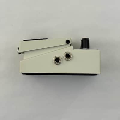 Boss NS-2 Noise Suppressor (Silver Label) 1989 - Present - White image 4
