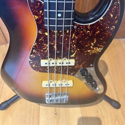 Fender JV Squier  1982-84 - Sunburst image 4