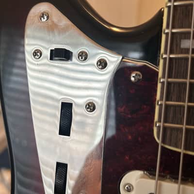Squier Classic Vibe '70s Jaguar 2018 - Present - 3-Tone Sunburst image 8