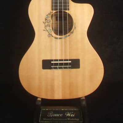 Handmade Tenor Ukulele, Solid Spalted Rosewood & Spruce, May Lily Floral Inlay, Soft-bag, Bruce Wei UCK17-2001-1 image 6