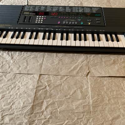 Yamaha  PortaSound PSS-595 1990  GC in box image 8