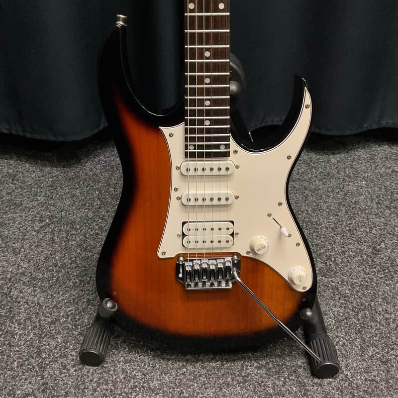 Ibanez GRG140 2014 - Sunburst image 1