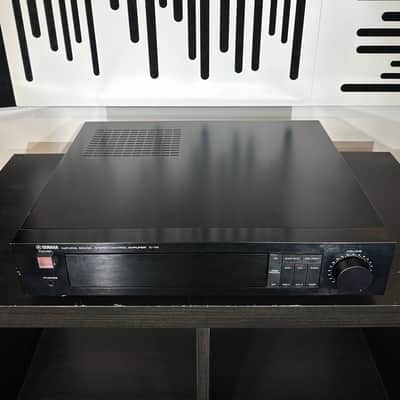 Yamaha C-70  Natural Sound Stereo Control Amplifier ( Pre-Amp ) Bild 3