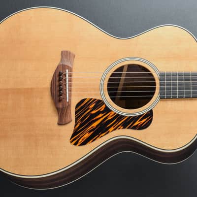 Taylor Gold Label 712e