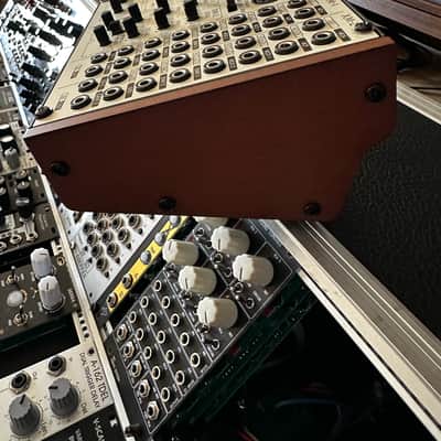 Behringer 2-XM Polyphonic Analog Synthesizer 2025 - Cream image 5