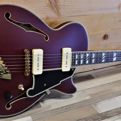 D'Angelico Deluxe SS  Satin Trans Wine image 1