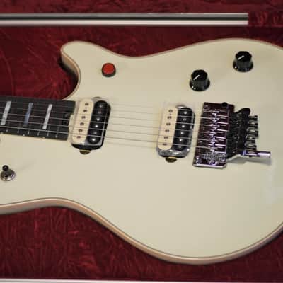 EVH Wolfgang® USA Edward Van Halen Signature - Ivory(1) image 15