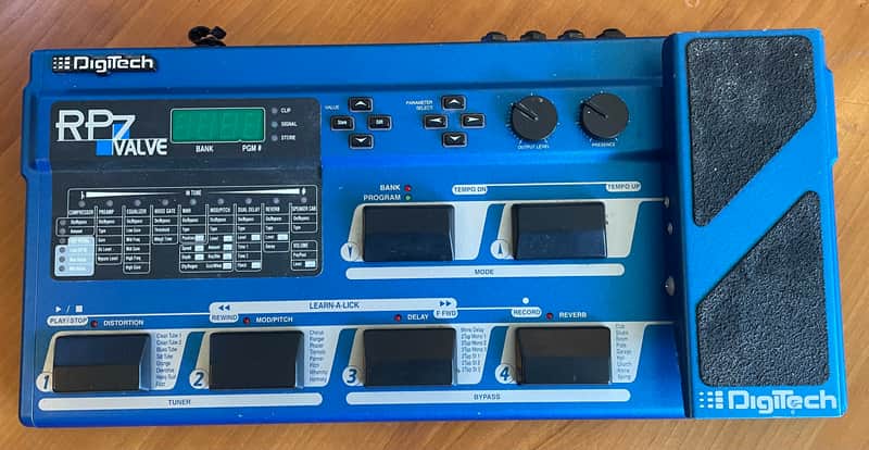 DigiTech RP-7 2000s - Blue image 1