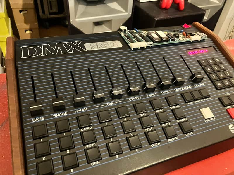 DMX 8-Voice Drum Machine with factory MIDI image 1