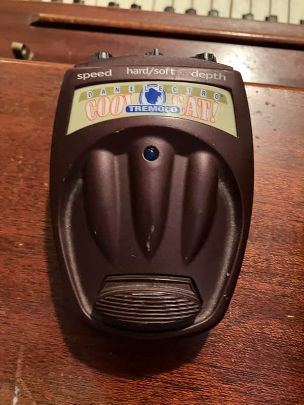 Danelectro Cool Cat Tremolo