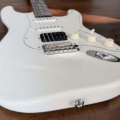 Suhr Classic S Antique Electric Guitar Olympic White Rosewood Neck 93572 image 5