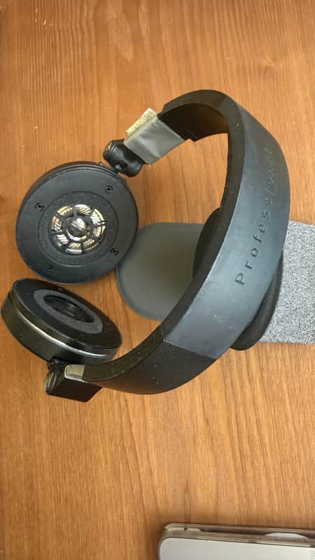 Focal Spirit Professional Headphones 2010s - Black image 1