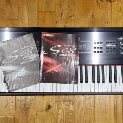 Yamaha S08 Weighted 88 Stage Piano / Synthesizer image 1