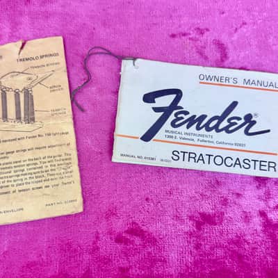1970's Fender Stratocaster Owners Manual Hang Tag & Tremolo Springs Envelope Vintage Circa 1972-1977 image 2