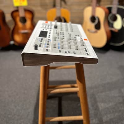 Waldorf Kyra 128-Voice Virtual Analog Desktop Synthesizer 2019 - Present - White image 2