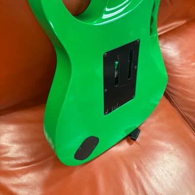2017 Ibanez JEM777-LG Steve Vai 30th Anniversary Limited Edition with Pink Pickups Loch Ness Green image 12