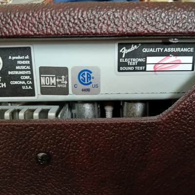 Fender '65 Deluxe Reverb Reissue "Bordeaux Blues" FSR Limited Edition 22-Watt 1x12" Guitar Combo 2021- Wine Red image 7