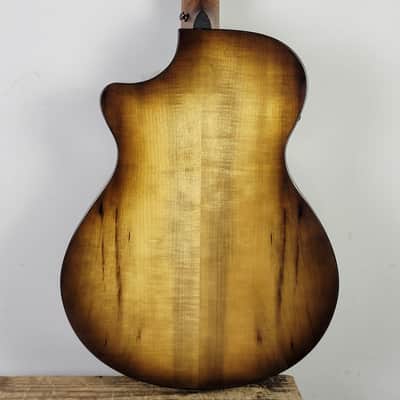 Breedlove Pursuit Exotic S Concerto Bass CE 2021 - Present - Amber Burst image 2
