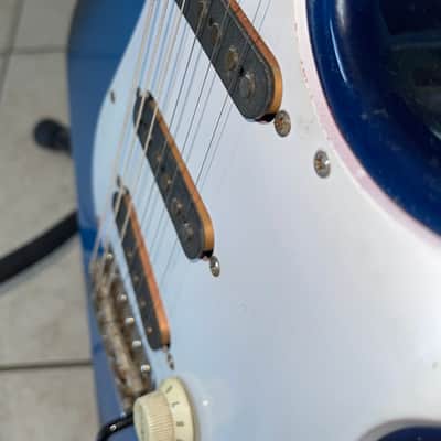 Yamaha SE 300 Blue image 10
