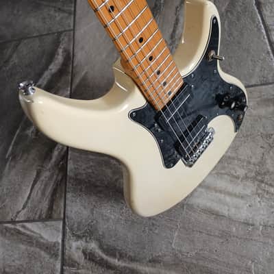Peavey Patriot with Power Bend Vibrato 1983 - 1987 - White image 6