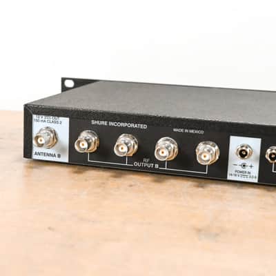 Shure UA844SWB Antenna Distribution System - 470-952 MHz (NO PSU) CG012G6 image 9