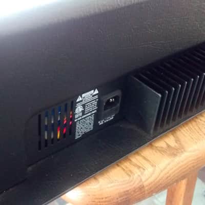 Kustom KG100HFX 100 watt guitar head image 4