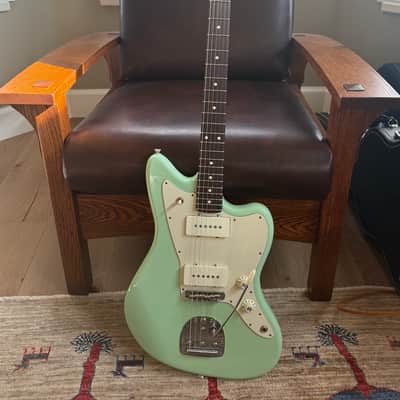 Fender Jazzmaster – American Professional LE Surf Green Body + Player II Neck – Pro Setup – OHSC 2019 Body 2024 Neck - Surf Green image 2