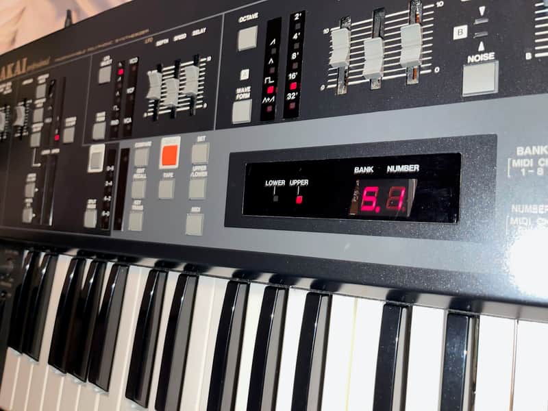 Akai AX60 | Reverb