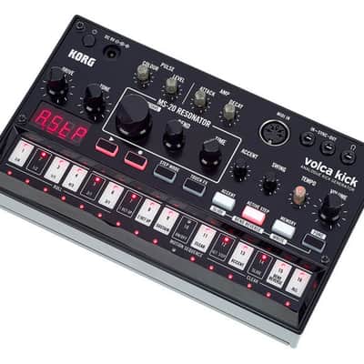 MAM MB33 mkII analogue rack synth | Reverb