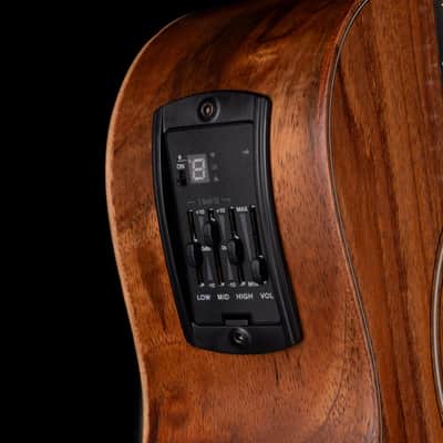 Taylor GS Mini-e Koa Acoustic Electric Bass with Gig Bag image 7