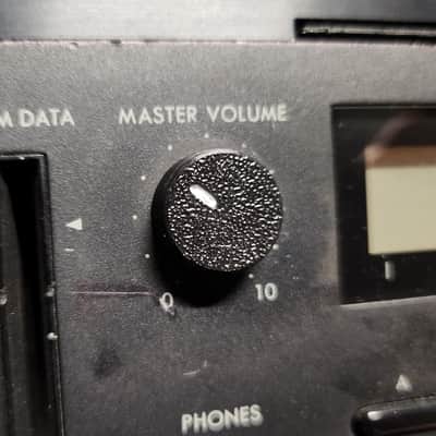 Dials - Korg M1R image 2