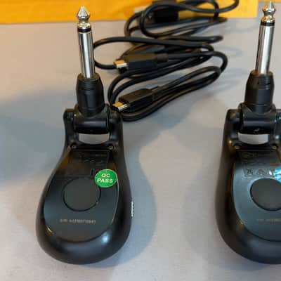 Xvive U2 Wireless Guitar System 2010s - Blue image 6