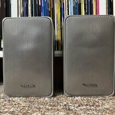 Vintage Realistic Minimus-7 Silver Bookshelf Speaker Pair Radio Shack TESTED ✅ image 2