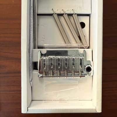 Gotoh NS510T-FE1 Non-locking 2 Point Tremolo Bridge Narrow Spacing 10.5mm String Space- CHROME image 2