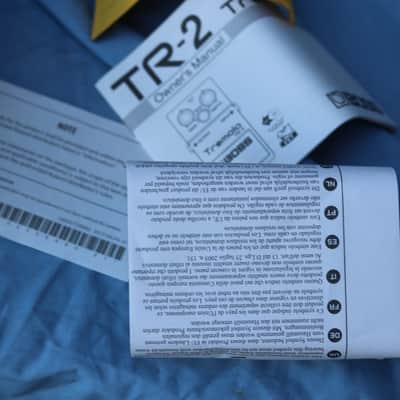 Boss tr-2 tremolo pedal with box and paperwork image 4