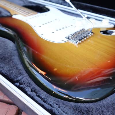 1978 Fender Stratocaster with Maple Fretboard Sunburst image 3