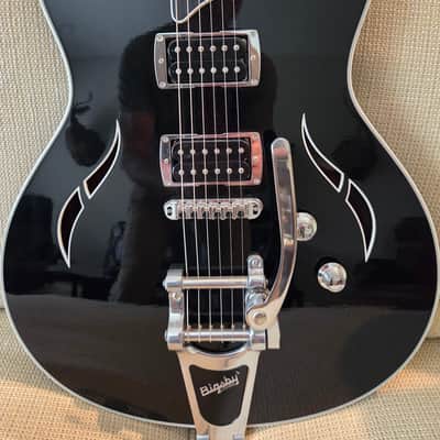 Taylor T3/B 2009 - Present - Black image 5