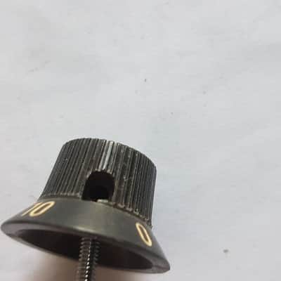 1975 Hoyer Model 5060 LP Knob image 4