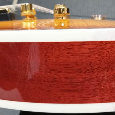 Gibson Les Paul Supreme in Cherry Sunburst (2003) 1st Year Gold Frets Fancy Binding! image 17