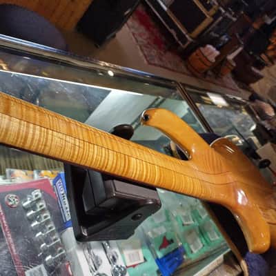 Custom Warrior 5 String Bass Natural Flame Maple Mint OHSC Free Shipping! image 5