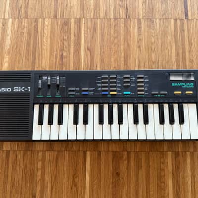 Casio SK-1 32-Key Sampling Keyboard 1986 - Black