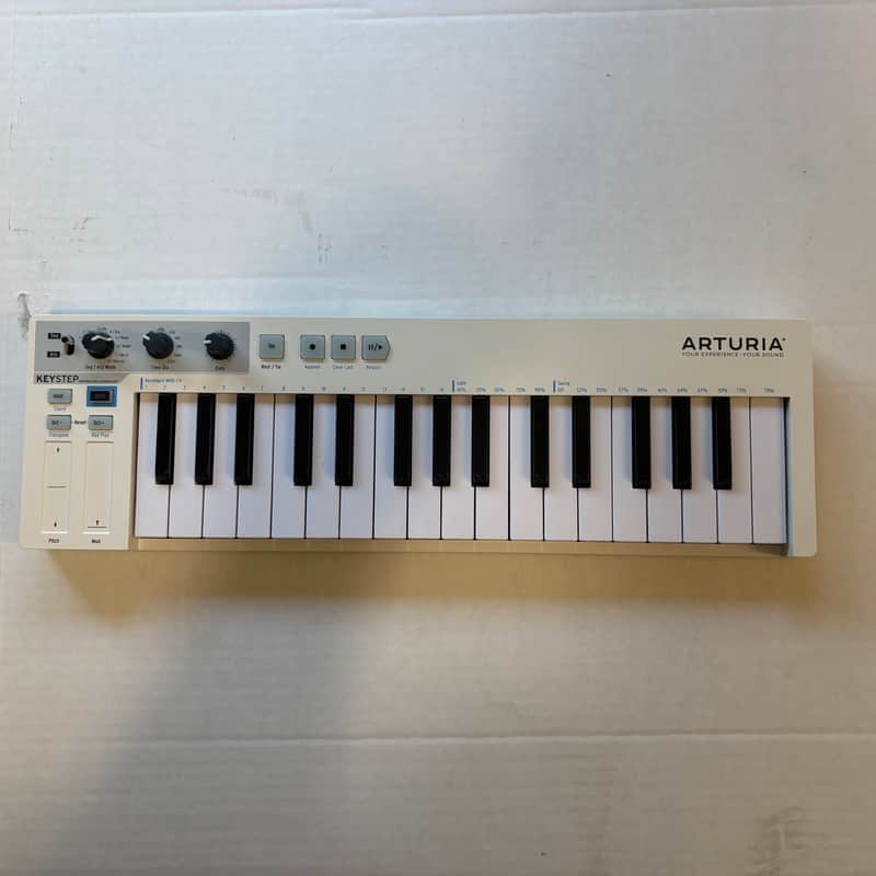 Arturia KeyStep 32 2016 - White image 1