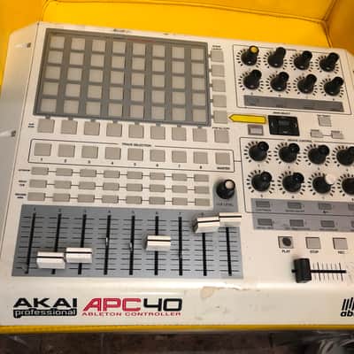 Akai APC40 Ableton Controller 2010s - White image 3