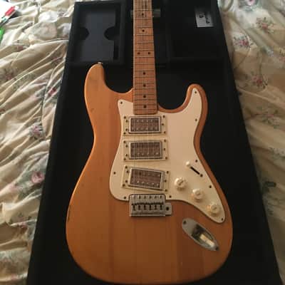 1970's Univox Ripper Model U1851 Natural Maple image 2