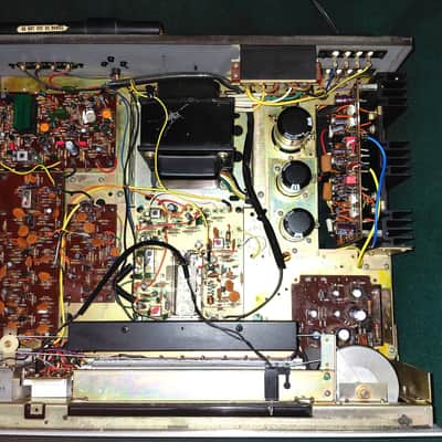 Marantz Model 2215 15-Watt Stereo Solid-State Receiver 1971 - 1973 - Fully Restored Silver with Woodgrain Vinyl Cover image 9