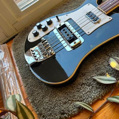 1981 Rickenbacker 4001 Fretless Left Handed Jetglo Electric Bass w/ OHSC image 4